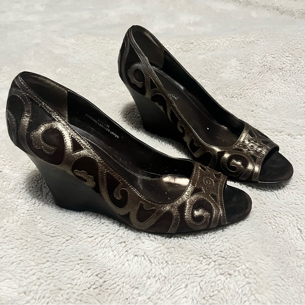 Bronze Wedge Peep-Toe Shoes